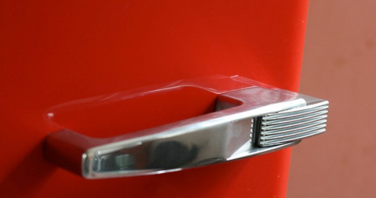 Frigorífico: 6 alimentos que não podemos pôr neste eletrodoméstico!