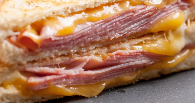 Gosta de tosta mista? Então, vai querer conhecer este truque…