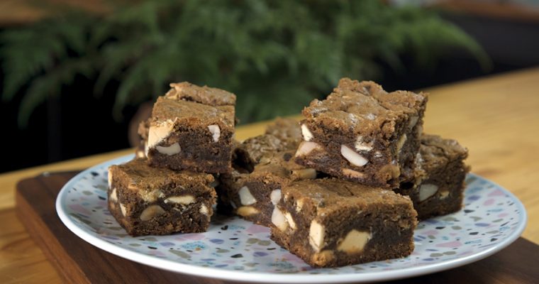 Brownie de chocolate branco: para adoçar um lanche de outono!