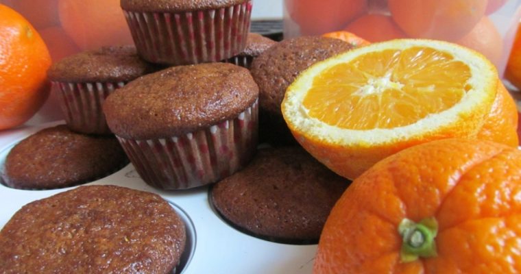 Queques de chocolate e laranja