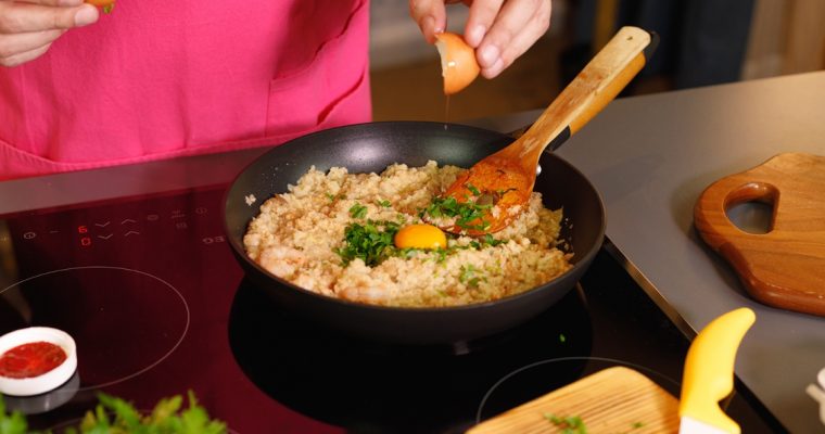 No Dia Mundial do Pão, prepare esta açorda de alho!