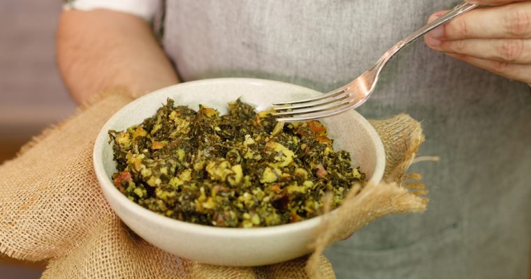 Migas de Couve com Feijão-Frade e Broa