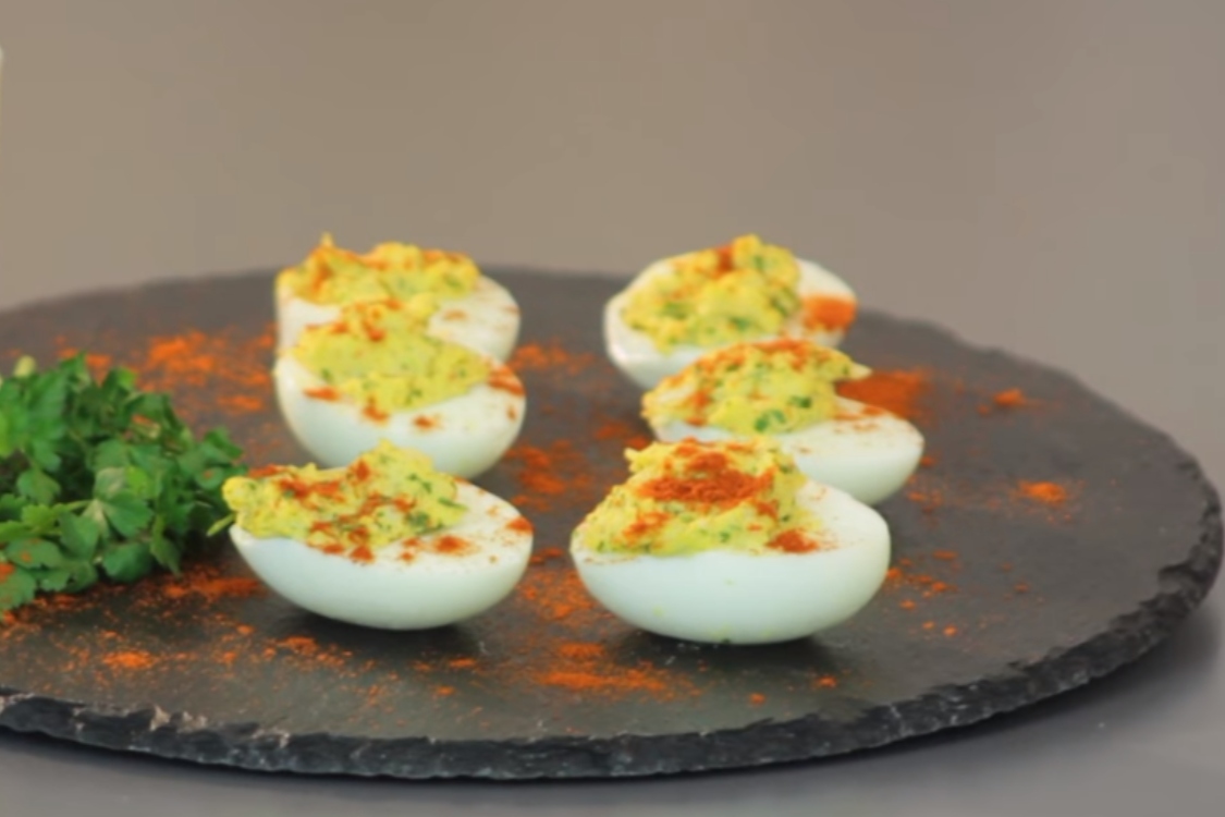 Receita de ovos verdes para o Carnaval