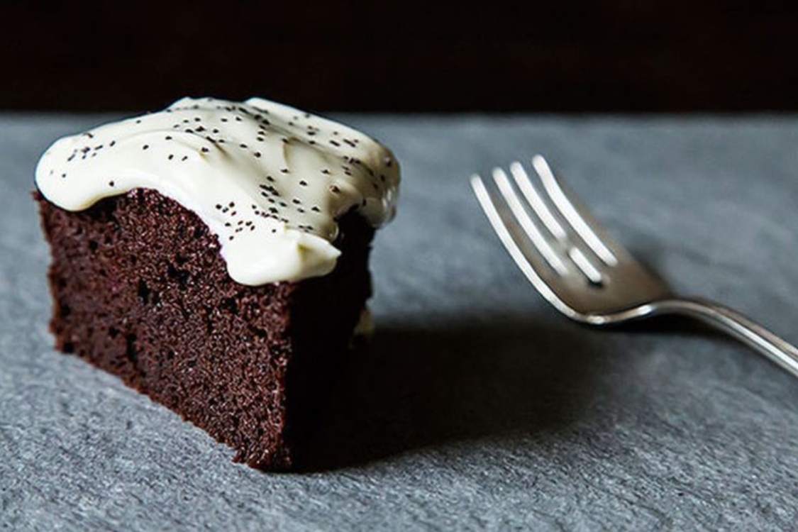 Bolo húmido de chocolate e beterraba