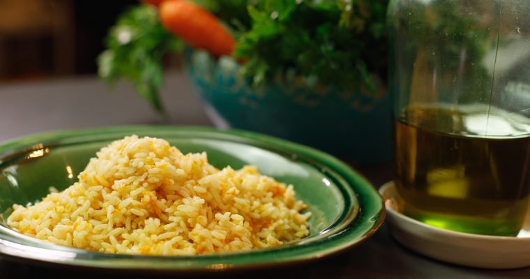 Arroz de cenoura: um acompanhamento delicioso!