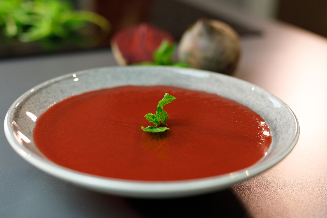 Receita de creme de beterraba e hortelã, uma excelente entrada!