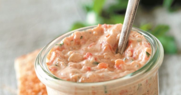 Paté de pimento e delícias do mar