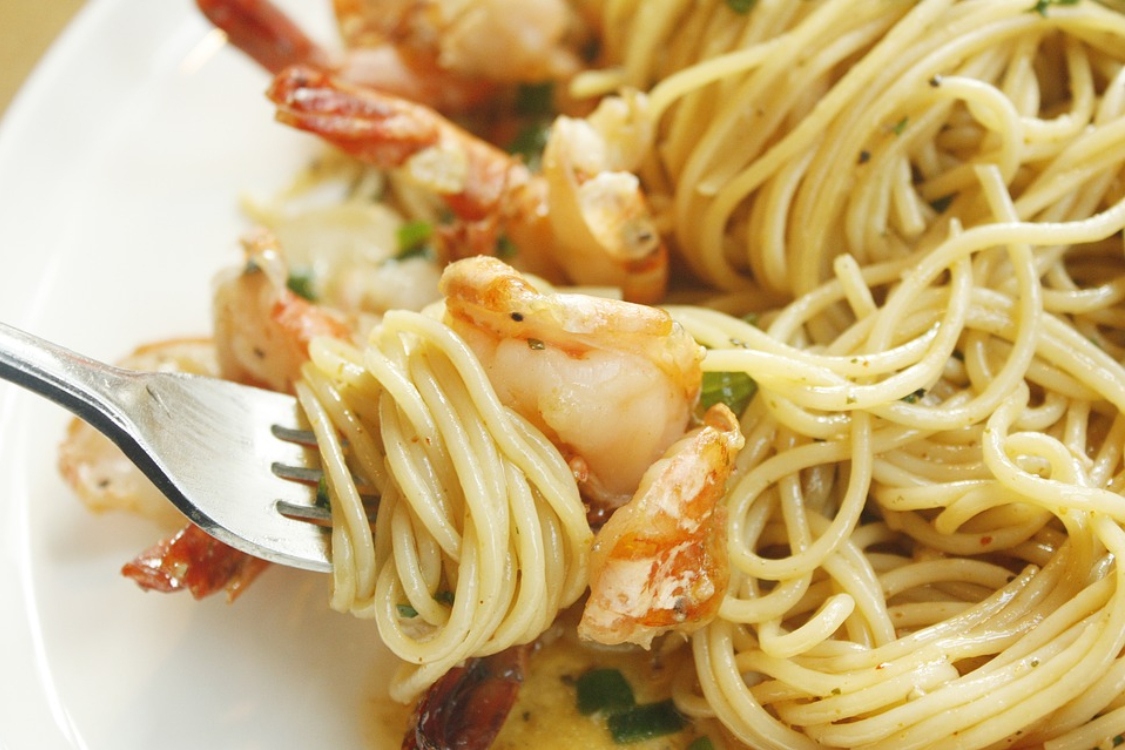 Receita de esparguete com camarão